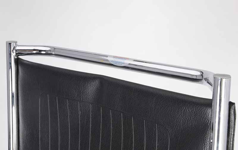 เก้าอี้นั่งถ่าย fiona medila wellness พนักพิงสูง