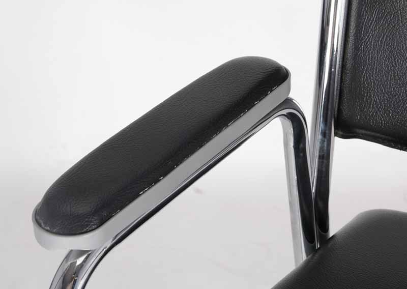 เก้าอี้นั่งถ่าย fiona medila wellness ที่วางแขน